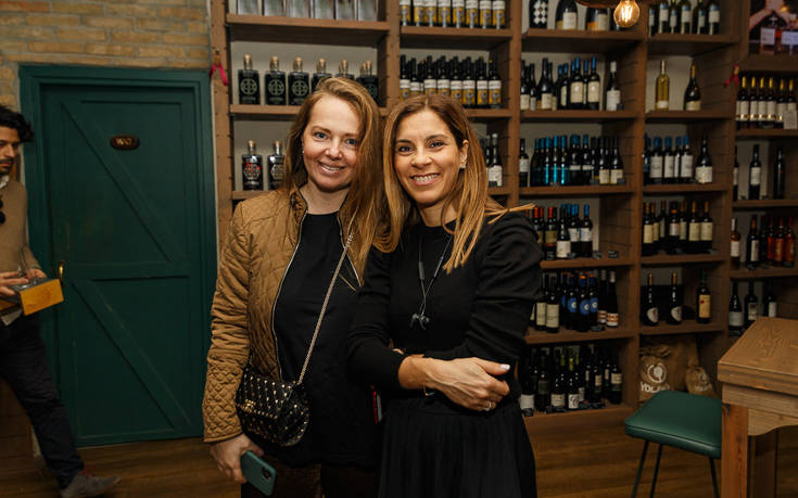 Το Roots Rakomelo Pop-Up Bar άνοιξε τις πόρτες του – Newsbeast