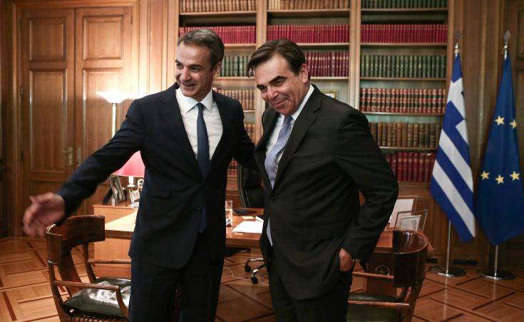 Συνάντηση Μητσοτάκη – Σχοινά με έμφαση στο προσφυγικό – μεταναστευτικό