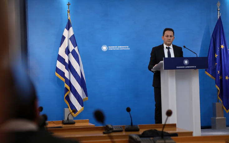 Πέτσας: Δεν μπορούσαμε να χάσουμε άλλο χρόνο για τα κλειστά κέντρα