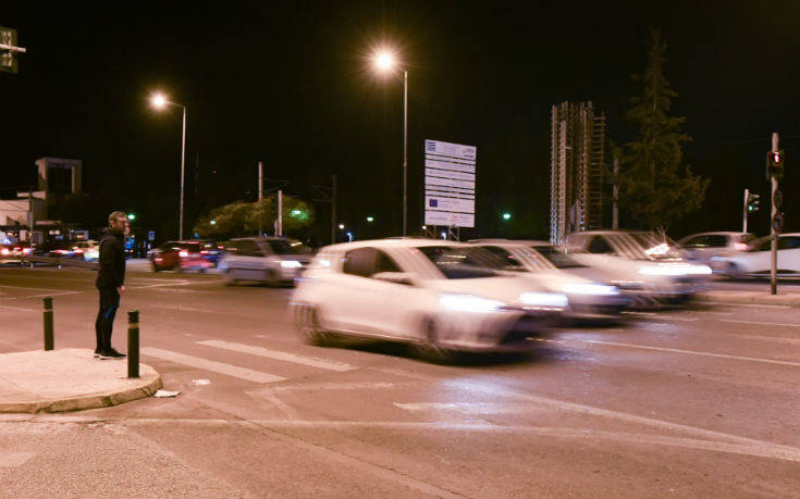 Σοβαρό τροχαίο στην Παραλιακή: Αυτοκίνητο παρέσυρε δυο ηλικιωμένους