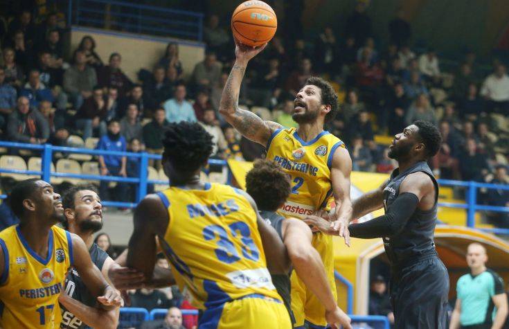 Basketball Champions League: Για την ισοφάριση στο άδειο κλειστό το Περιστέρι απέναντι στη Χάποελ