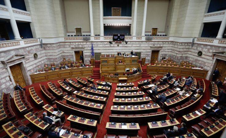 Εκλογικός νόμος: Οι αντιδράσεις των κομμάτων για το νομοσχέδιο