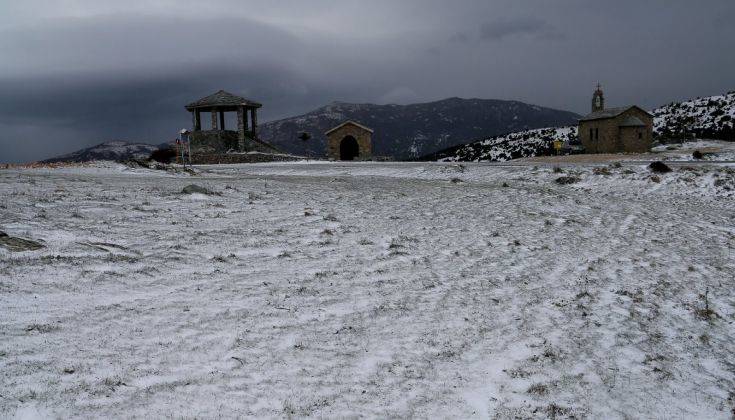 Κακοκαιρία «Ηφαιστίων»: Ο νέος χιονιάς θα χτυπήσει και την Αττική