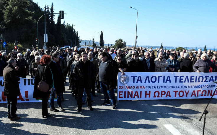 Κλειστή η εθνική οδός Πατρών-Πύργου στον κόμβο της Βιομηχανικής Περιοχής