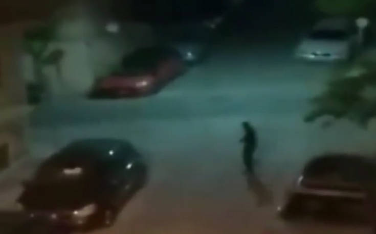 Βίντεο ντοκουμέντο από τη στιγμή που σπείρα απαγάγει 16χρονο στη μέση του δρόμου