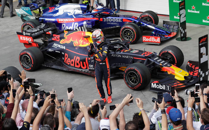 Formula 1: Ανανέωσε μέχρι το 2023 με τη Red Bull o Φερστάπεν