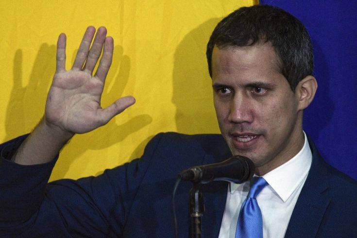 Ο Γκουαϊδό καταγγέλλει «κοινοβουλευτικό πραξικόπημα» στη Βενεζουέλα