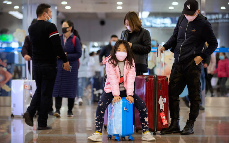 Κίνα-κοροναϊός: Το Πεκίνο αναστέλλει όλες τις οργανωμένες εκδρομές εντός κι εκτός της χώρας