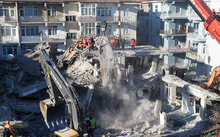 Σεισμός στην Τουρκία: Έφτασαν τους 39 οι νεκροί