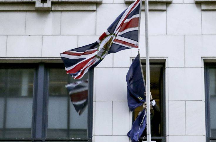 Μακρόν για Brexit: Η Βρετανία δεν μπορεί να είναι εντός κι εκτός της ΕΕ