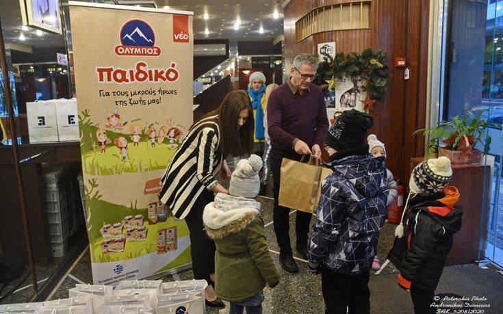 Μια γιορτινή θεατρική παράσταση από την ΟΛΥΜΠΟΣ για τα παιδιά φιλανθρωπικών οργανώσεων