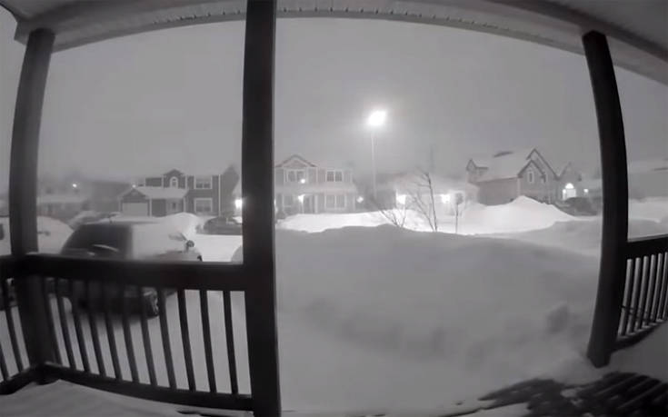 Πώς θάβεται μια κωμόπολη στο χιόνι σε ένα time lapse 30 δευτερολέπτων