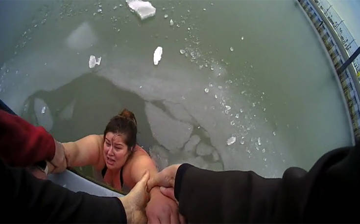 Κινδύνευσε η ζωή της πέφτοντας στα παγωμένα νερά και της έκαναν bullying για τα κιλά της