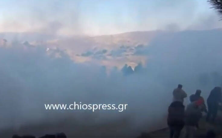 Χίος: Νέα επεισόδια με πετροπόλεμο, χημικά και εκτόξευση νερού &#8211; Μία γυναίκα στο νοσοκομείο