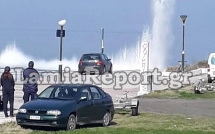 Εξουδετέρωση βλήματος μέσα στη θάλασσα στα Καμένα Βούρλα