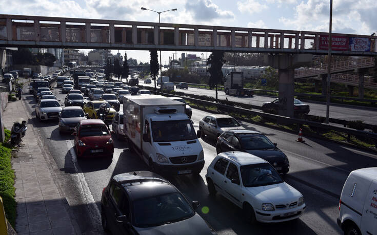 Κίνηση τώρα: Μποτιλιάρισμα στον Κηφισό λόγω τροχαίου