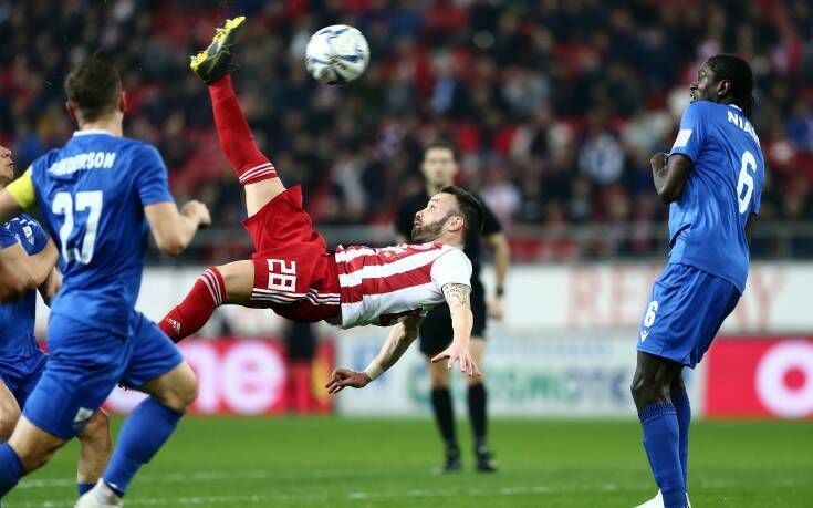 Ολυμπιακός – Λαμία: 2-1 ο Σισέ στο 72′