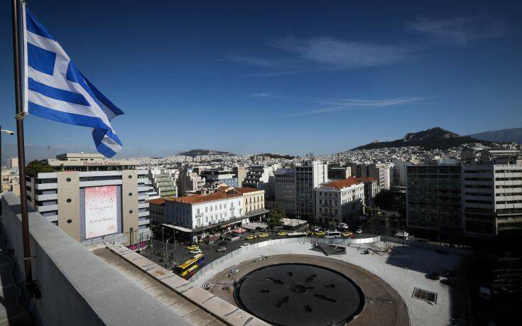 Το νέο συντριβάνι στην πλατεία Ομονοίας