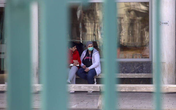 Συγκινητικό μήνυμα εργαζομένων σε νοσοκομείο: «Ναι φοβόμαστε αλλά θα τα καταφέρουμε»