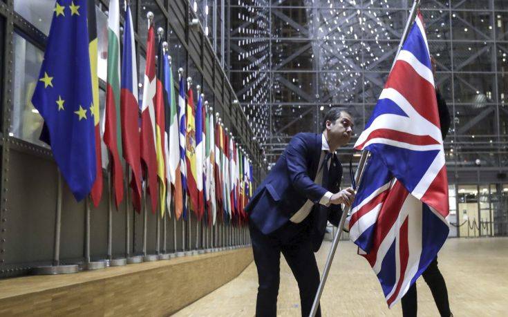 Σε τεντωμένο σχοινί και πάλι οι σχέσεις ΕΕ- Βρετανίας για το Brexit