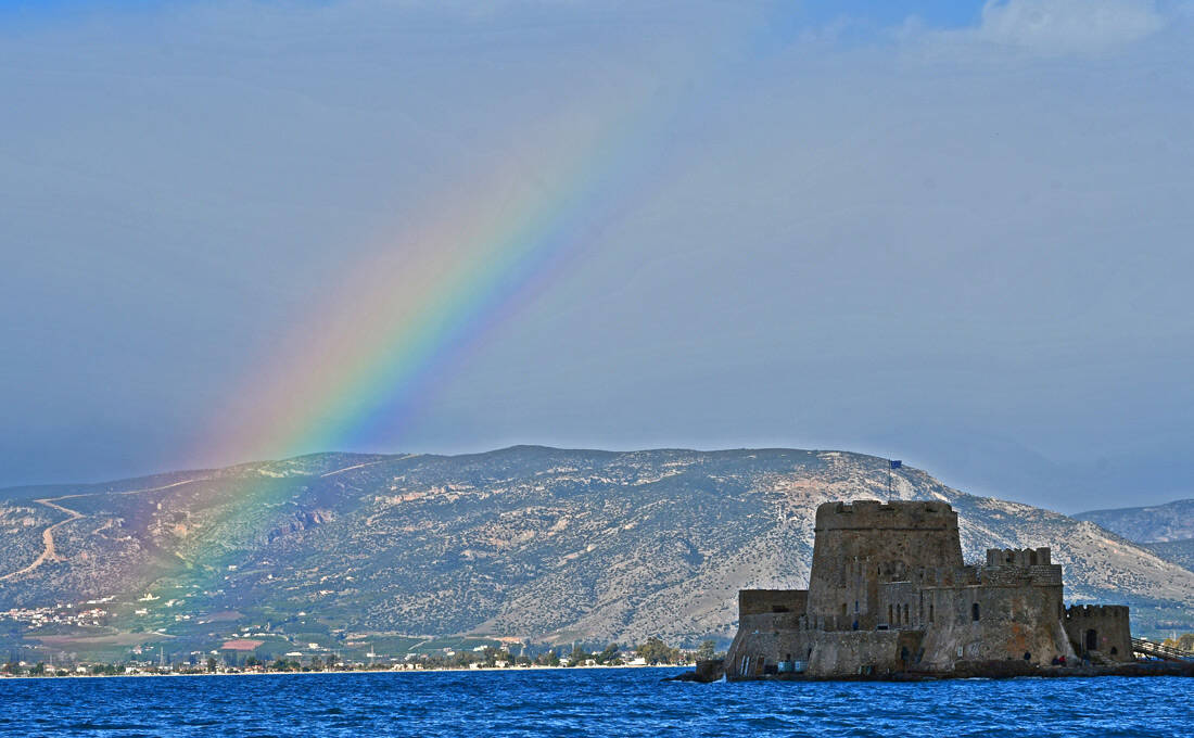 Μπούρτζι, το «κάστρο του θρόνου» με το σκοτεινό παρελθόν