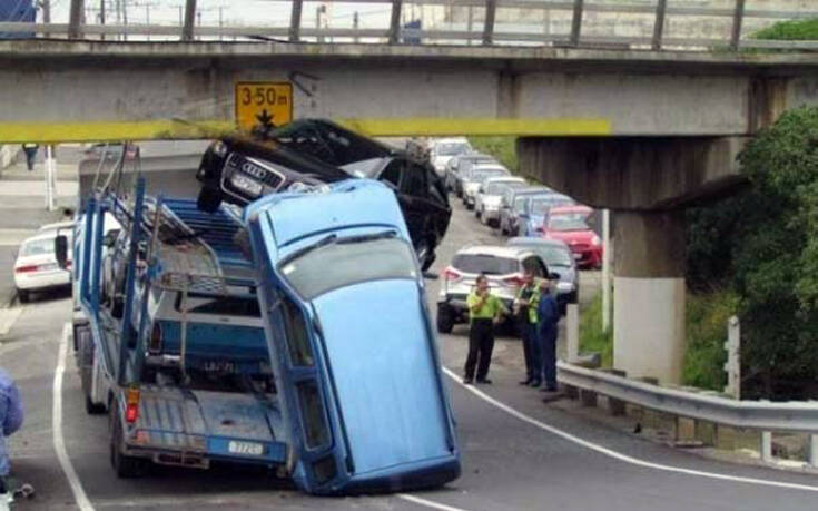 Τροχαία που απορείς πώς έγιναν