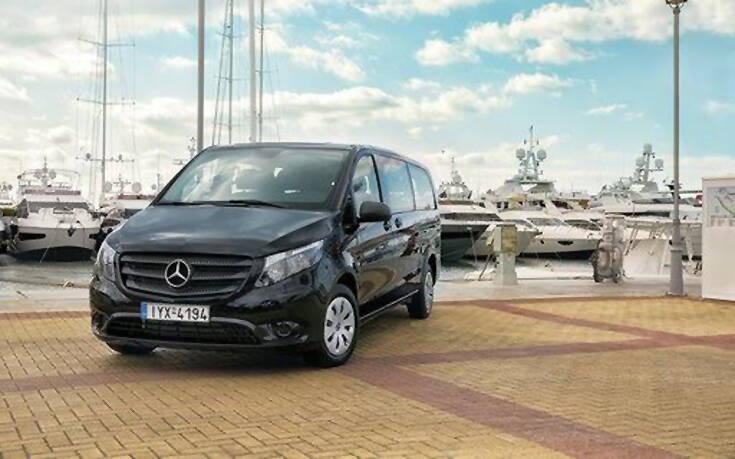 Αυτό είναι το Mercedes-Benz Vito Tourer Dark Edition