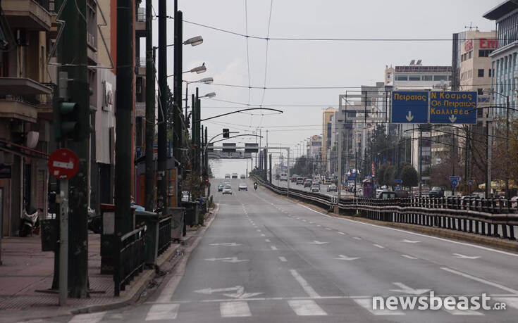 Κορονοϊός: Η λεωφόρος Συγγρού όπως δεν έχουμε συνηθίσει να τη βλέπουμε