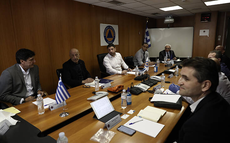 Σύσκεψη Χαρδαλιά με εκπροσώπους ασφαλείας κρίσιμων υποδομών για τον κορονοϊό
