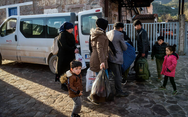 «Δέκα οικογένειες προσφύγων σε κάθε έναν από τους 200 μεγάλους δήμους»