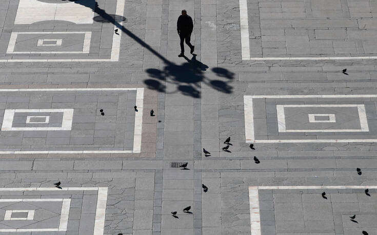 Παγκόσμια ανησυχία για τον κορονοϊό: Μέτρα 10 δισ. από την Ιταλία – Φόβοι για ύφεση στη Γερμανία