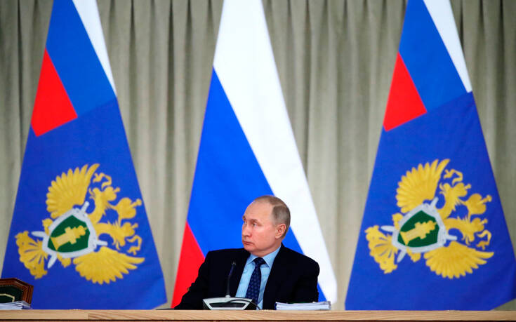 Καμπανάκι Πούτιν για τον κορονοϊό: Τηρείστε τα μέτρα για να μην υπάρξουν ευρείας κλίμακας περιορισμοί