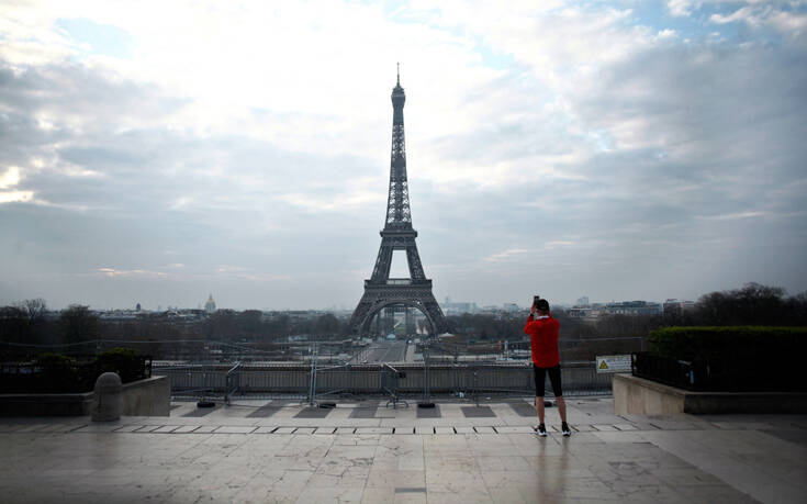 Ειδικός προειδοποιεί για το Παρίσι: Η κατάσταση επιδεινώνεται, ο ιός είναι εκτός ελέγχου