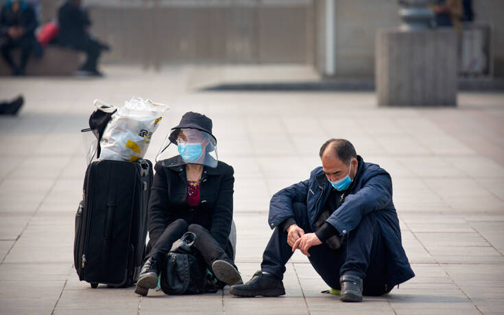 Κίνα &#8211; Κορονοϊός: Το Πεκίνο απαγορεύει τις «απολίτιστες» συμπεριφορές για να βελτιώσει την υγιεινή σε δημόσιους χώρους