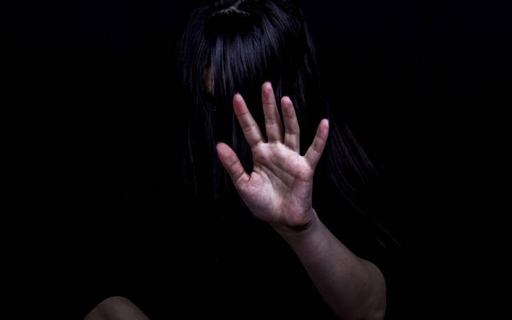 Στη δημοσιότητα φωτογραφίες και τα στοιχεία 19χρονου που κατηγορείται για βιασμό και ληστεία