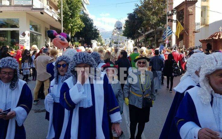 Περίπου 8.000 ανυπάκουοι καρναβαλιστές παρέλασαν στο Πατρινό Καρναβάλι