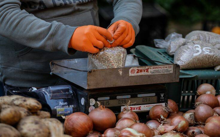 Επιτρέπεται η λειτουργία των λαϊκών αγορών σε 8 περιοχές