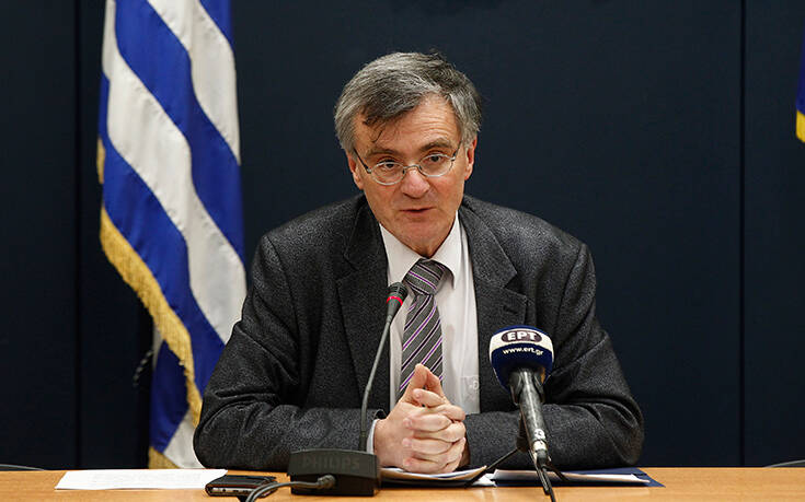 Δημοσκόπηση Alpha: Δημοφιλέστερος Έλληνας ο Σωτήρης Τσιόδρας