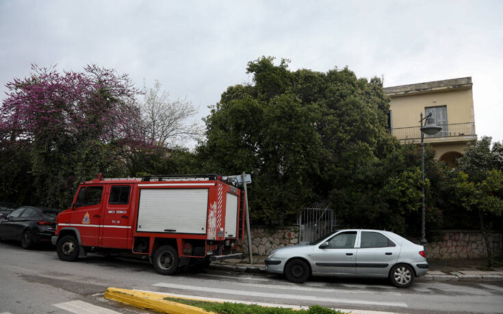 Φωτιά τώρα στο Άλσος Βεΐκου