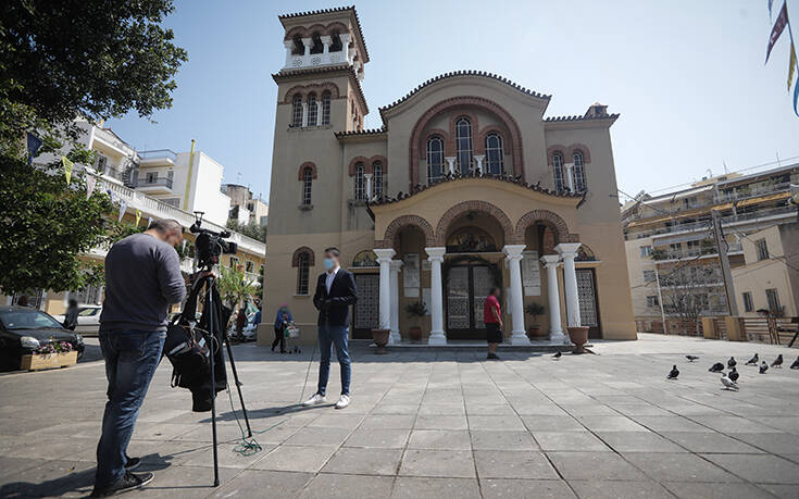 Παραμένει άφαντος ο ιερέας που κοινωνούσε πιστούς στο Κουκάκι &#8211; Αναζητείται από την ΕΛ.ΑΣ.