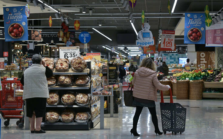 Αύξηση 31% στα έσοδα των σούπερ μάρκετ μετά την εμφάνιση του κορονοϊού στην Ελλάδα
