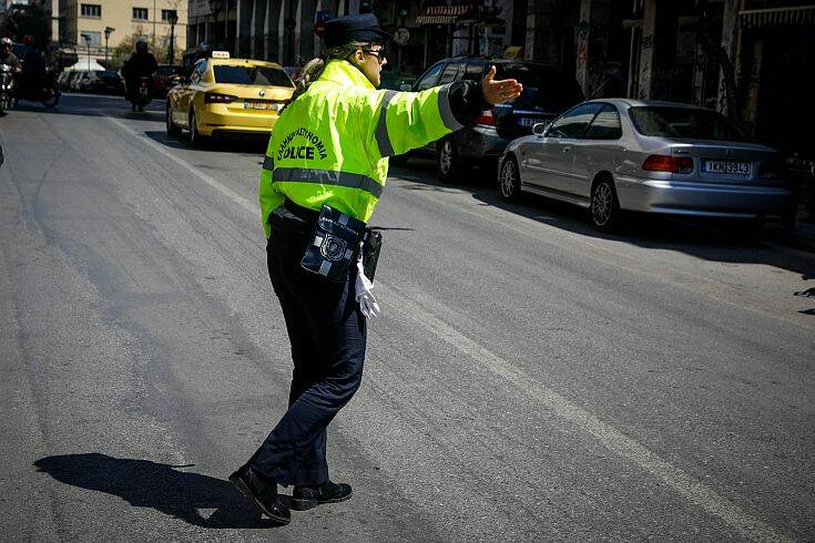 Σαρωτικοί έλεγχοι της ΕΛ.ΑΣ. για την εφαρμογή των μέτρων περιορισμού για το Πάσχα