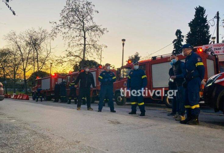 Κορονοϊός στην Ελλάδα: Το «ευχαριστώ» των πυροσβεστών στους μαχόμενους υγειονομικούς – Δείτε το συγκινητικό βίντεο