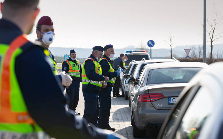 Σταδιακή άρση των περιοριστικών μέτρων λόγω κορονοϊού στη Σλοβενία