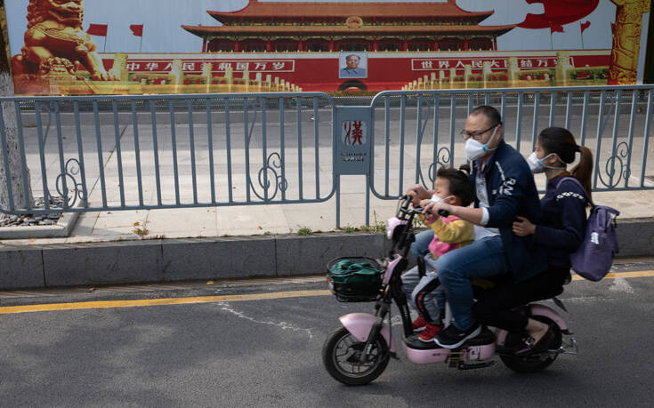 Συνεχίζεται ο πόλεμος ΗΠΑ – Κίνας για τον κορονοϊό: «Το Πεκίνο είχε εντοπίσει κρούσματα από τον Νοέμβριο»