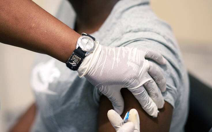 Προειδοποίηση από το αφρικανικό CDC: «Ηθική καταστροφή» αν η Αφρική λάβει εμβόλια κατά του κορονοϊού με καθυστέρηση