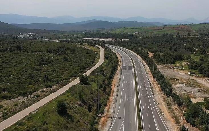 Δευτέρα του Πάσχα: Εθνική οδός Αθηνών-Λαμίας χωρίς αυτοκίνητα, ένα μοναδικό σκηνικό από ψηλά