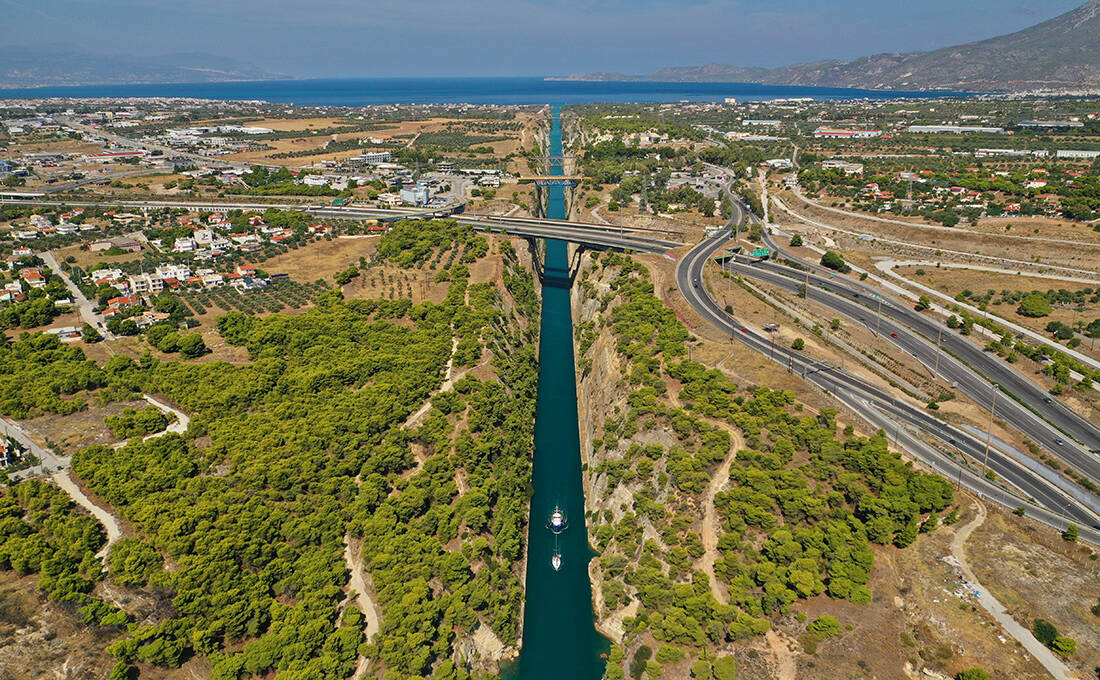 Εντυπωσιακές εικόνες από τον Ισθμό της Κορίνθου
