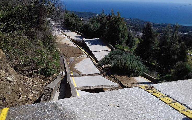 Σε κατάσταση έκτακτης ανάγκης για έξι μήνες το Άγιον Όρος