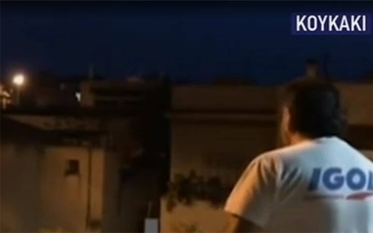Κουκάκι: Γείτονες τσακώνονται για τις φωτογραφίες με τον παπά που κοινωνεί κρυφά – «Μπράβο ρ@@φιάνε»